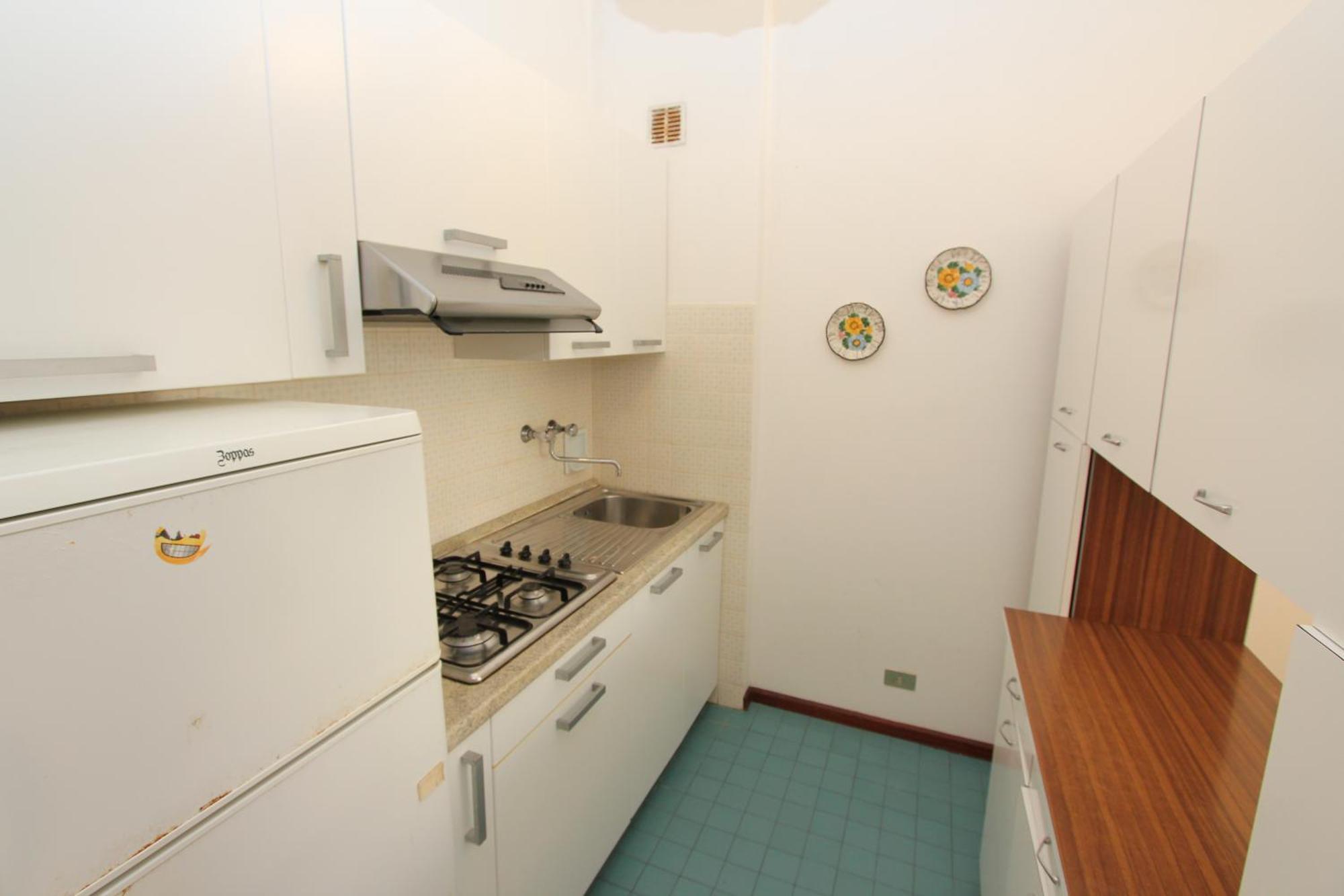 Jolly Apartment *